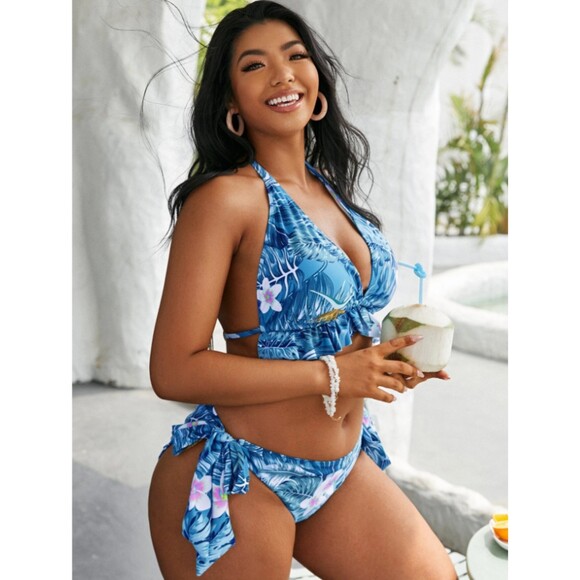 X-Large Blue Tropical Floral Frill Trim Tie Side Wireless Halter Bikini Swimsuit - Picture 1 of 4